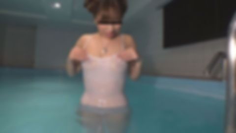 【プールで本気オナニー】＜爆乳Hカップ* ＞透け透けスク水でエロエロ乳輪丸見え！オマンコ丸出しで本気アクメ ディルドオナニー