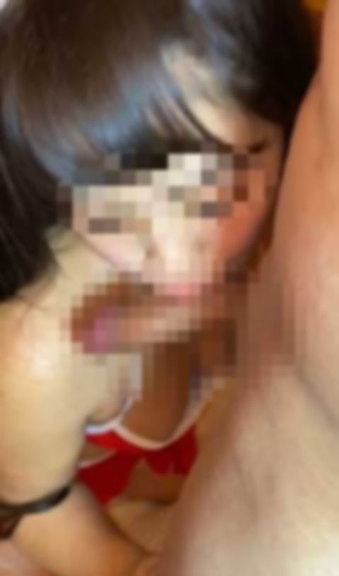 *のようなサンタさんが僕の肉棒を舐めてくれました。我慢できず素敵なサンタの巨乳にぶっかけちゃいました。
