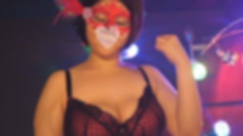 【素人・撮影会】恥じらう爆乳GAL！羞恥ダンスで汗かくわ～♪