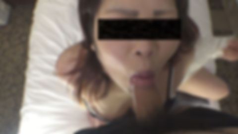 【爆乳Hカップ*(18)】お金に困って嫌々撮影！亀頭こねくり回すねっとりフェラにちんぽビンビン♥喉奥に勝手におちんぽミルク発射したら喜んでました～ｗｗ