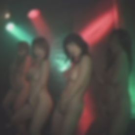 【（18禁）撮影会イベントハプニング】超SSS級美巨乳限定❤ぴちぴちボディコンTバック♪集団えちえちダンス→おサケ飲んでエロかわ度反則的にアップｗ挑発しながらヌギヌギしちゃった！超アップ長回し！特典付
