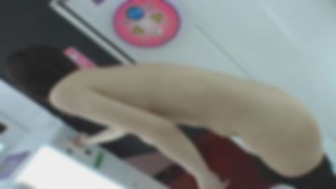 【Gカップ変態妻】白昼人が行き交う公園で激イキ大胆オナニー発情中！プリクラ全裸露出でオマンコうずきまくり！！