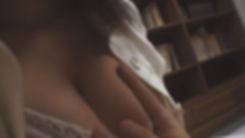 ＜ここだけの話・・・＞ロケットおっぱい女子大生の家庭教師のお*さんにオンナの体をたっぷり教えてもらった♪