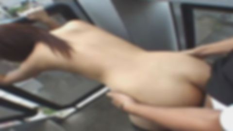 【全裸限界露出】【過激公然ワイセツ】〈爆乳Fカップ妻〉街中素っ裸で道行く人も二度見！変態妻が野外セックスでオマンコぐっちょり！！