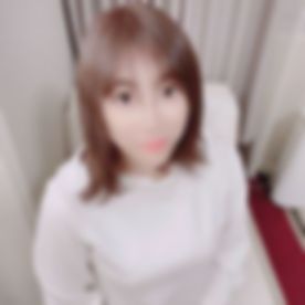 【完全顔出し・無修正】行きつけの居*屋の無垢で元気のいい爆乳店員が仕事緒帰りにホテルに来てくれたので、口内射精後に中出し