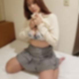【顔出し】【無修正】Iカップ女子大生を突く度に揺れまくる、ゆれるマシュマロ爆乳に興奮が抑えきれず大量中出し