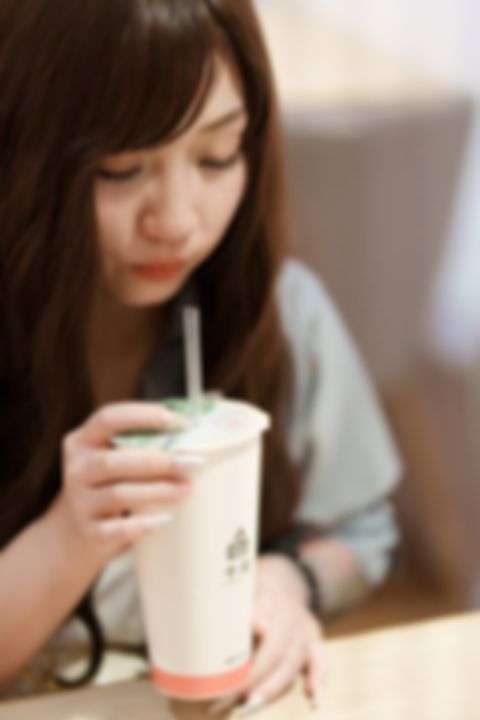 【無修正】【台湾美女】出会いアプリで知り合ったEカップ爆乳女子を連れ込み。初対面ムチムチ体に激烈鬼ピストン、ヌルヌルおまんこに大量ザーメン中出し！