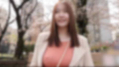 【初撮り】【顔出し】穏やかな美貌に性的魅力溢れ出る色白美人。天然Fカップの美巨乳揺らしノーブラノーパンお花見散歩。エロすぎる美裸体にゴッくん中出しの2連続射精。