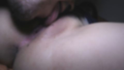 [素人まん舐め]＜155cmG爆乳むちむち事務のお*さん＞無修正！４Ｋ！イクの止まらなくなっちゃう…！アナル丸見えウミガメ産卵ポーズでぺロペロされるの大好きみたいでイキまくります　レビュー特典付き
