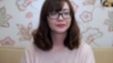 327_【蔵出し作品】箱入りおじょう莉緒ちゃん仕事中は眼鏡です♪オナホより私のおまんこの方が気持ちいいよ！おちんぽ頂戴！本当に気持ち良すぎて生ちんぽ挿入20秒で暴発中出し！莉緒ちゃん第5章【海外版】