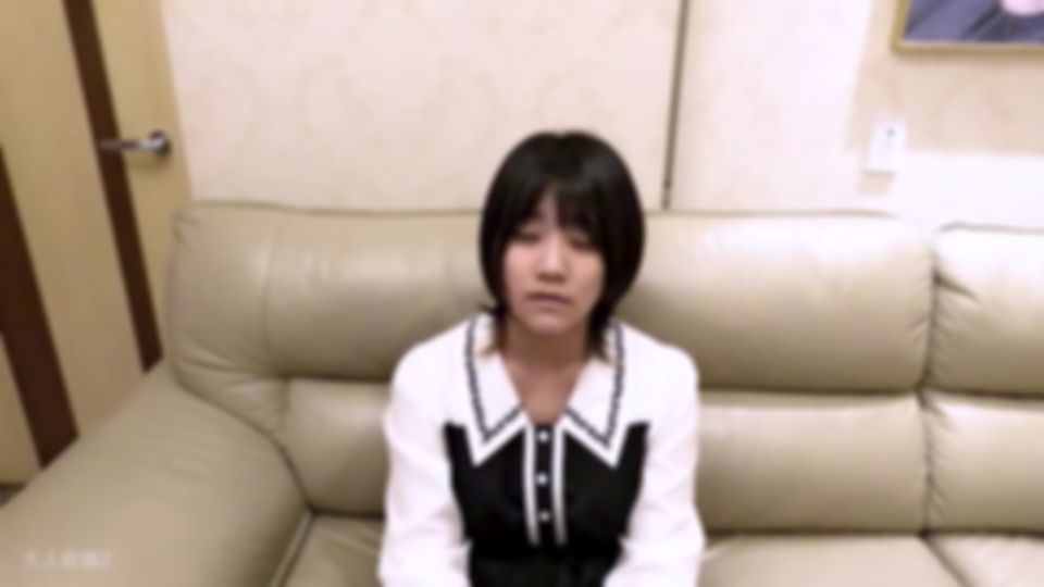 みすず - 【素人初撮り】みすず(19)リ〇カ跡がえぐいメンヘラ。なんでも言うこと聞くので、アナルに入れた飴を舐めさせたり、アナル貫通ATMしたり逆顔面騎乗したり、イラマ口出しをしたりしました