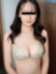 出会って秒で生中セックス！ 中野愛