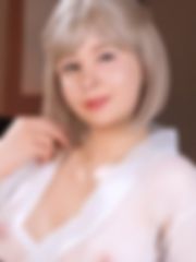 海の幸もブロンド美女の女体も美味！これが女体盛りだ！